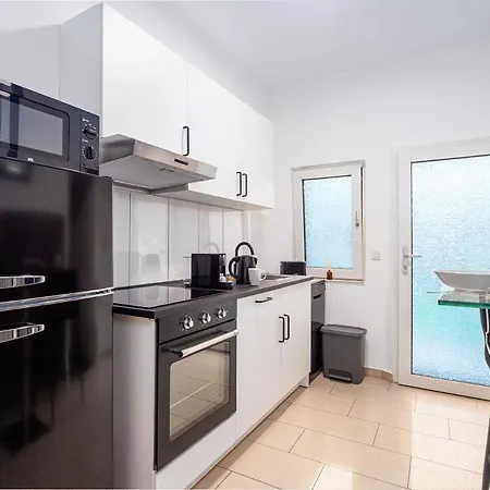 By Junik Apartament